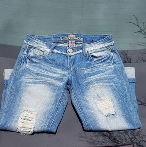 Almost Famous denim capris